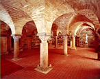 Santa Giusta (Oristano), Église de Santa Giusta, intérieur: crypte